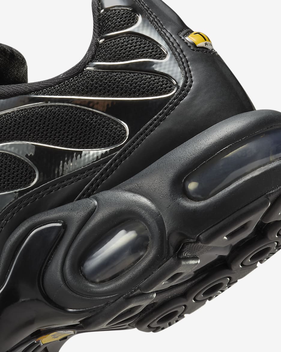 Nike air max plus se women's black best sale